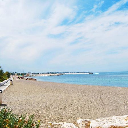 Sunny Beach Bari Bagian luar foto