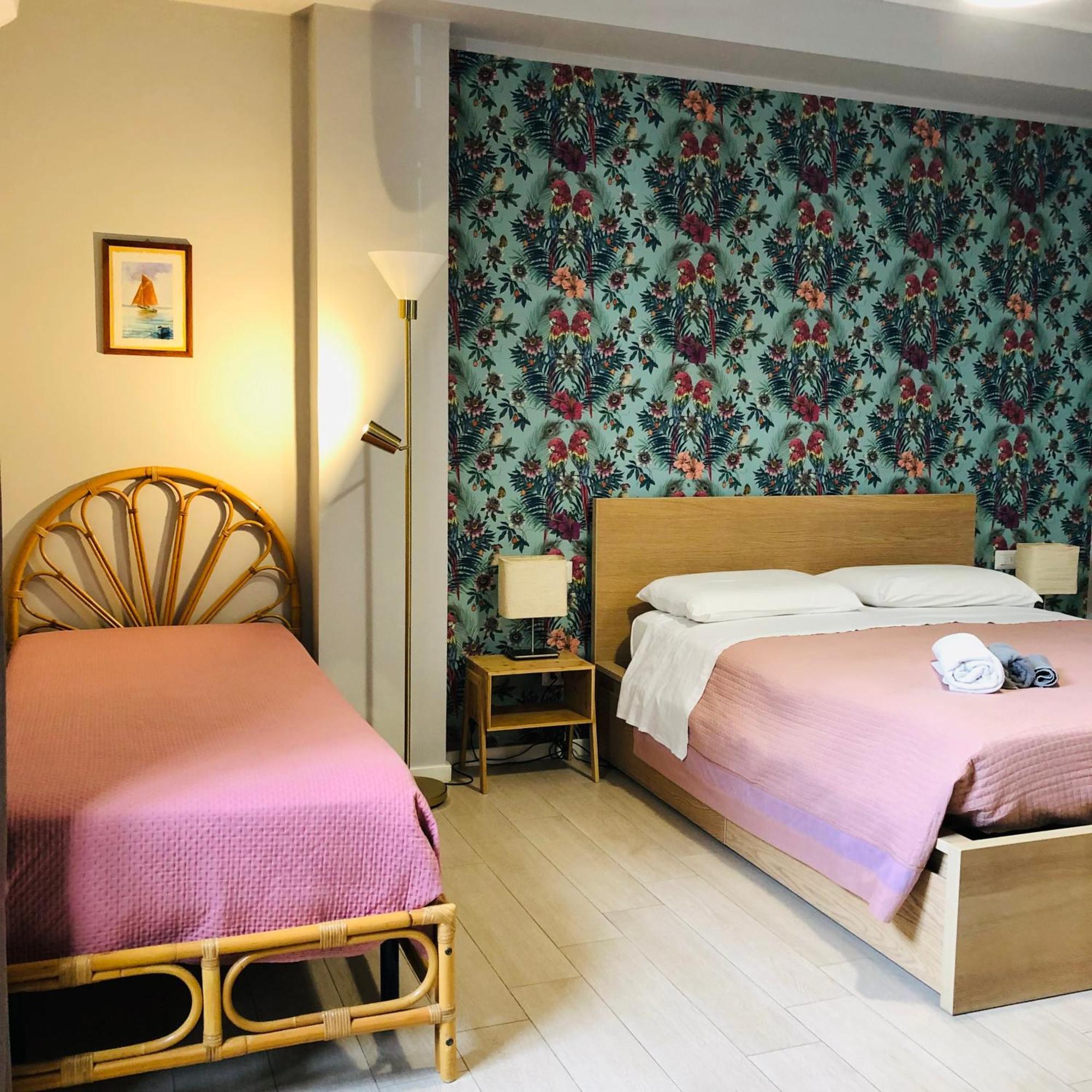Sunny Beach Bari Bagian luar foto